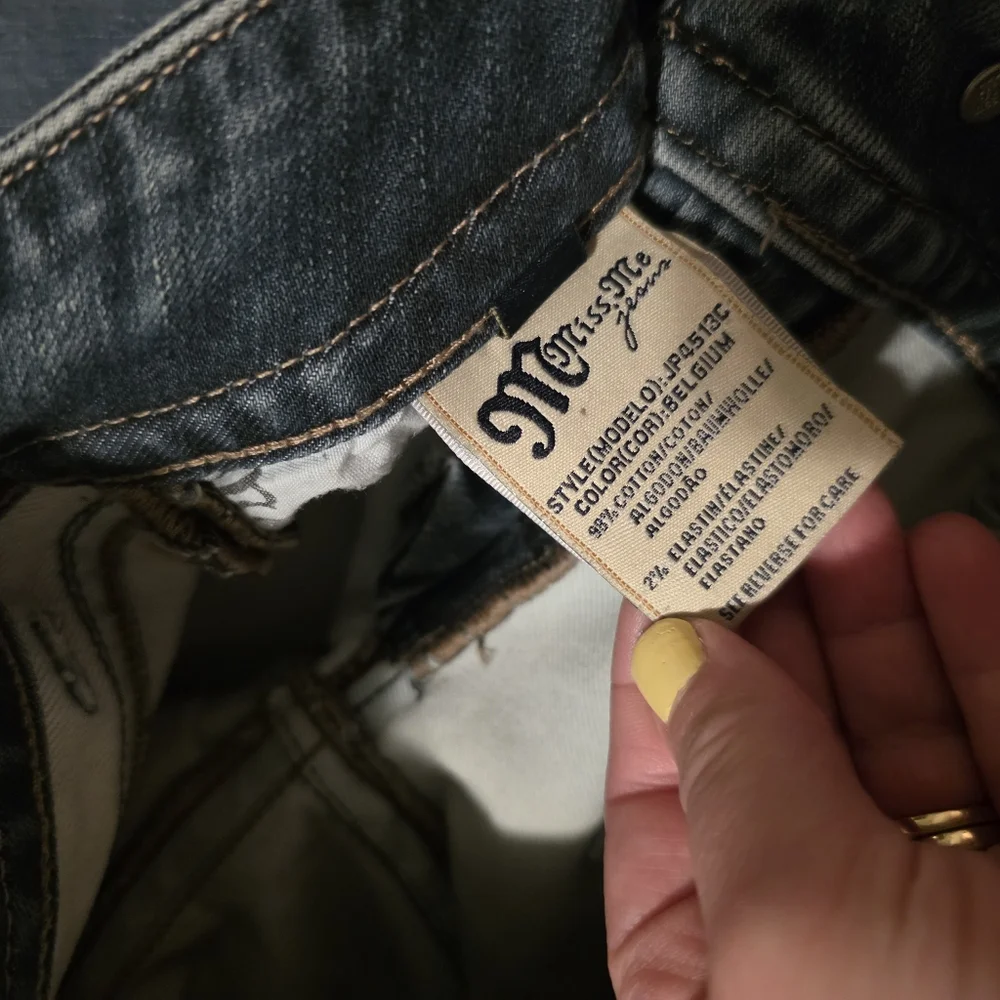 Miss Me Y2K Lowrise Bootcut Denim Womens Size 28 Distressed